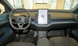 Volvo EX30 Plus Twin Motor AWD 2026