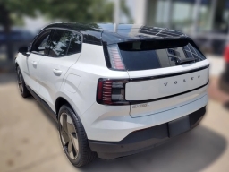 Volvo EX30 Plus Twin Motor AWD 2025