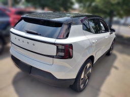 Volvo EX30 Plus Twin Motor AWD 2025