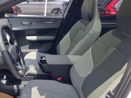 Volvo EX30 Plus Twin Motor AWD 2025