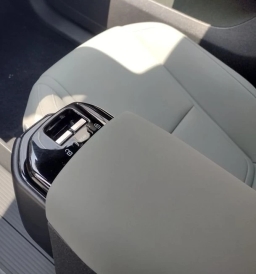 Volvo EX30 Plus Twin Motor AWD 2025