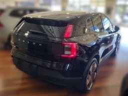 Volvo EX30 Plus Twin Motor AWD 2025