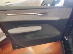 Volvo EX30 Plus Twin Motor AWD 2025