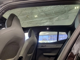 Volvo EX30 Plus Twin Motor AWD 2025