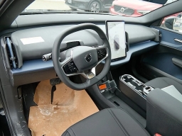 Volvo EX30 Plus Twin Motor AWD 2026