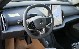 Volvo EX30 Ultra Twin Motor AWD 2025