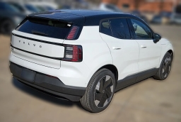 Volvo EX30 Ultra Twin Motor AWD 2026