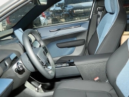 Volvo EX30 Ultra Twin Motor AWD 2026