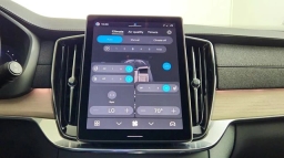 Volvo XC90 Plug-In Hybrid Plus T8 AWD 6-Seater 2026