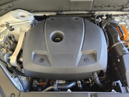 Volvo XC90 Plug-In Hybrid Plus T8 AWD 6-Seater 2026