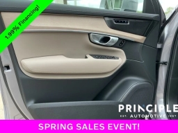 Volvo XC90 Plug-In Hybrid Plus T8 AWD 6-Seater 2026