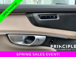 Volvo XC90 Plug-In Hybrid Plus T8 AWD 6-Seater 2026
