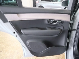 Volvo XC90 Plug-In Hybrid Plus T8 AWD 6-Seater 2026