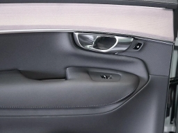 Volvo XC90 Plug-In Hybrid Plus T8 AWD 6-Seater 2026