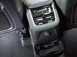 Volvo XC90 Plug-In Hybrid Plus T8 AWD 6-Seater 2026