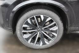Volvo XC90 Plug-In Hybrid Ultra Dark Theme T8 AWD 6-Seater 2026