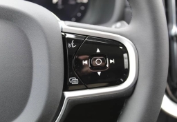 Volvo XC90 Plug-In Hybrid Ultra Dark Theme T8 AWD 6-Seater 2026