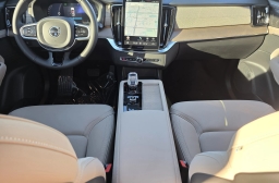 Volvo XC90 Plug-In Hybrid Plus T8 AWD 7-Seater 2026