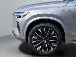 Volvo XC90 Plug-In Hybrid Plus T8 AWD 7-Seater 2026