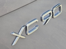 Volvo XC90 Plug-In Hybrid Plus T8 AWD 7-Seater 2026
