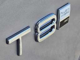 Volvo XC90 Plug-In Hybrid Plus T8 AWD 7-Seater 2026
