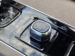 Volvo XC90 Plug-In Hybrid Plus T8 AWD 7-Seater 2026