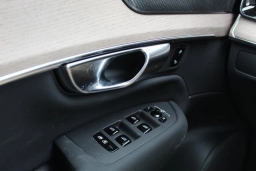 Volvo XC90 Plug-In Hybrid Plus T8 AWD 7-Seater 2026