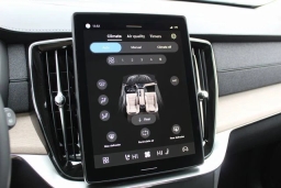 Volvo XC90 Plug-In Hybrid Plus T8 AWD 7-Seater 2026