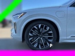 Volvo XC90 Plug-In Hybrid Plus T8 AWD 7-Seater 2026