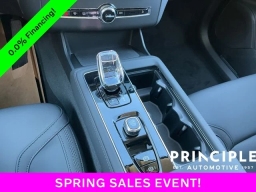 Volvo XC90 Plug-In Hybrid Plus T8 AWD 7-Seater 2026