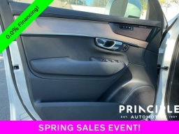 Volvo XC90 Plug-In Hybrid Plus T8 AWD 7-Seater 2026