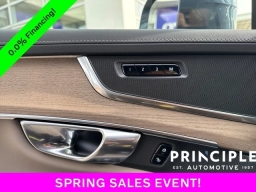 Volvo XC90 Plug-In Hybrid Plus T8 AWD 7-Seater 2026