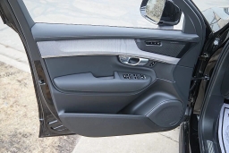 Volvo XC90 Plug-In Hybrid Ultra T8 AWD 7-Seater 2026