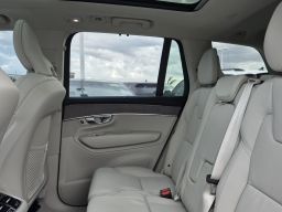 Volvo XC90 Plug-In Hybrid Ultra T8 AWD 7-Seater 2026