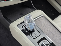 Volvo XC90 Plug-In Hybrid Ultra T8 AWD 7-Seater 2026