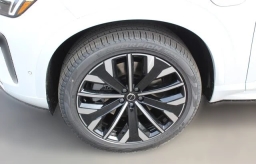 Volvo XC90 Plug-In Hybrid Ultra T8 AWD 7-Seater 2026