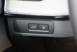 Volvo XC90 Plug-In Hybrid Ultra T8 AWD 7-Seater 2026