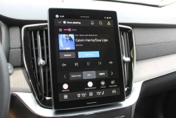 Volvo XC90 Plug-In Hybrid Ultra T8 AWD 7-Seater 2026