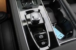 Volvo XC90 Plug-In Hybrid Ultra T8 AWD 7-Seater 2026