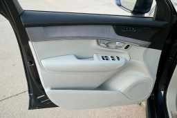 Volvo XC90 Plug-In Hybrid Ultra T8 AWD 7-Seater 2026