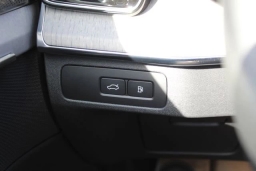 Volvo XC90 Plug-In Hybrid Ultra T8 AWD 7-Seater 2026