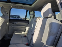 Volvo XC90 Plug-In Hybrid Ultra T8 AWD 7-Seater 2026