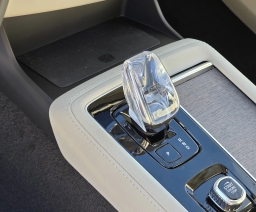 Volvo XC90 Plug-In Hybrid Ultra T8 AWD 7-Seater 2026