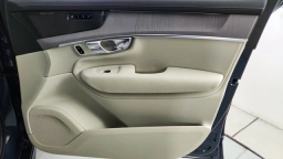 Volvo XC90 Plug-In Hybrid Ultra T8 AWD 7-Seater 2026