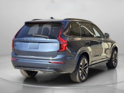Volvo XC90 Plug-In Hybrid Ultra Dark Theme T8 AWD 7-Seater 2026
