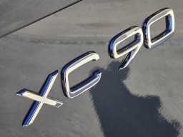 Volvo XC90 Plug-In Hybrid Ultra Dark Theme T8 AWD 7-Seater 2026