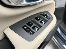 Volvo XC90 Plug-In Hybrid Ultra Dark Theme T8 AWD 7-Seater 2026