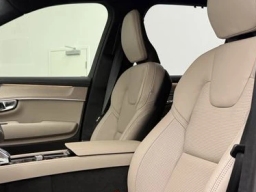 Volvo XC90 Plug-In Hybrid Ultra Dark Theme T8 AWD 7-Seater 2026