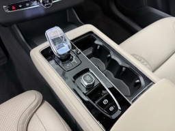 Volvo XC90 Plug-In Hybrid Ultra Dark Theme T8 AWD 7-Seater 2026