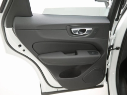 Volvo XC60 Plug-In Hybrid Plus T8 AWD 2026